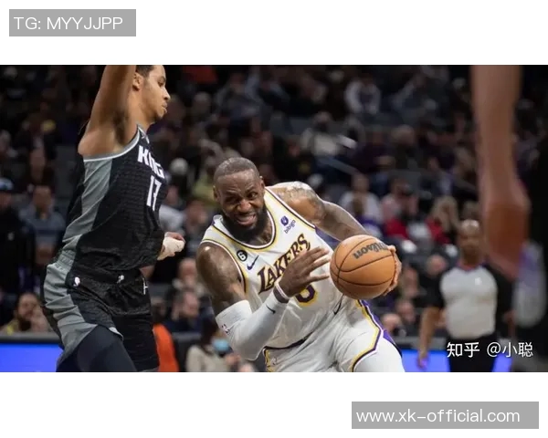 瓦塞尔上半场表现惊艳5投全中三分球2中2轻松拿下14分