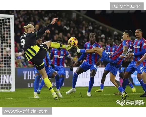 迈阿密国际首失一球门将失误送点苏里奇稳健罚入扳平比分 迈阿密国际首失一球门将失误送点苏里奇稳健罚入扳平比分