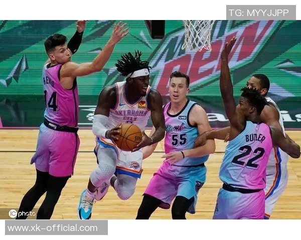 希罗回忆与邓罗的合作时光称其为最杰出的射手之一