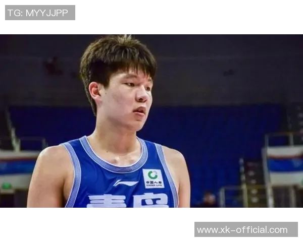 杨瀚森积极学习英语外教辅导助力球队成长与个人提升