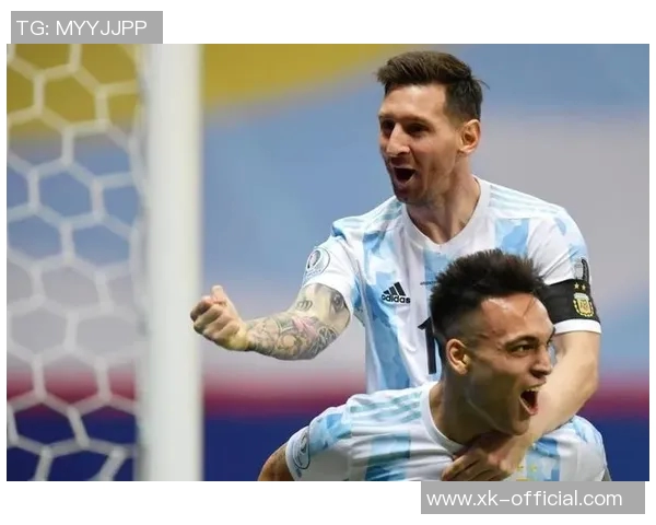 帕斯谈与劳塔罗阿尔瓦雷斯搭档踢球的轻松与挑战克服之道